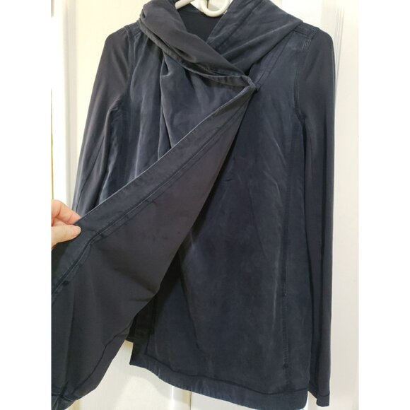 LULULEMON Blissed Out Wrap Jacket Hooded Long Sleeve Womens 4 Navy Blue Tencel - Picture 4 of 7